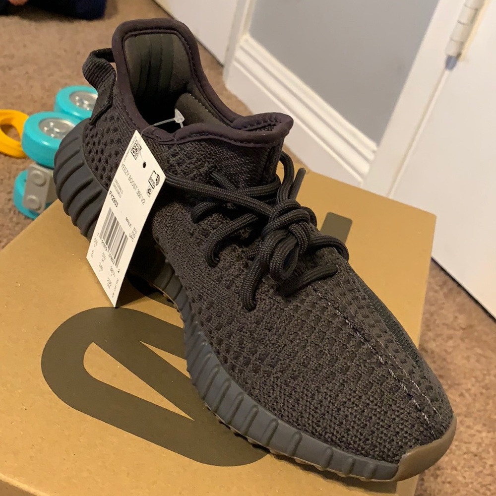 Yezzy 350/ cinder